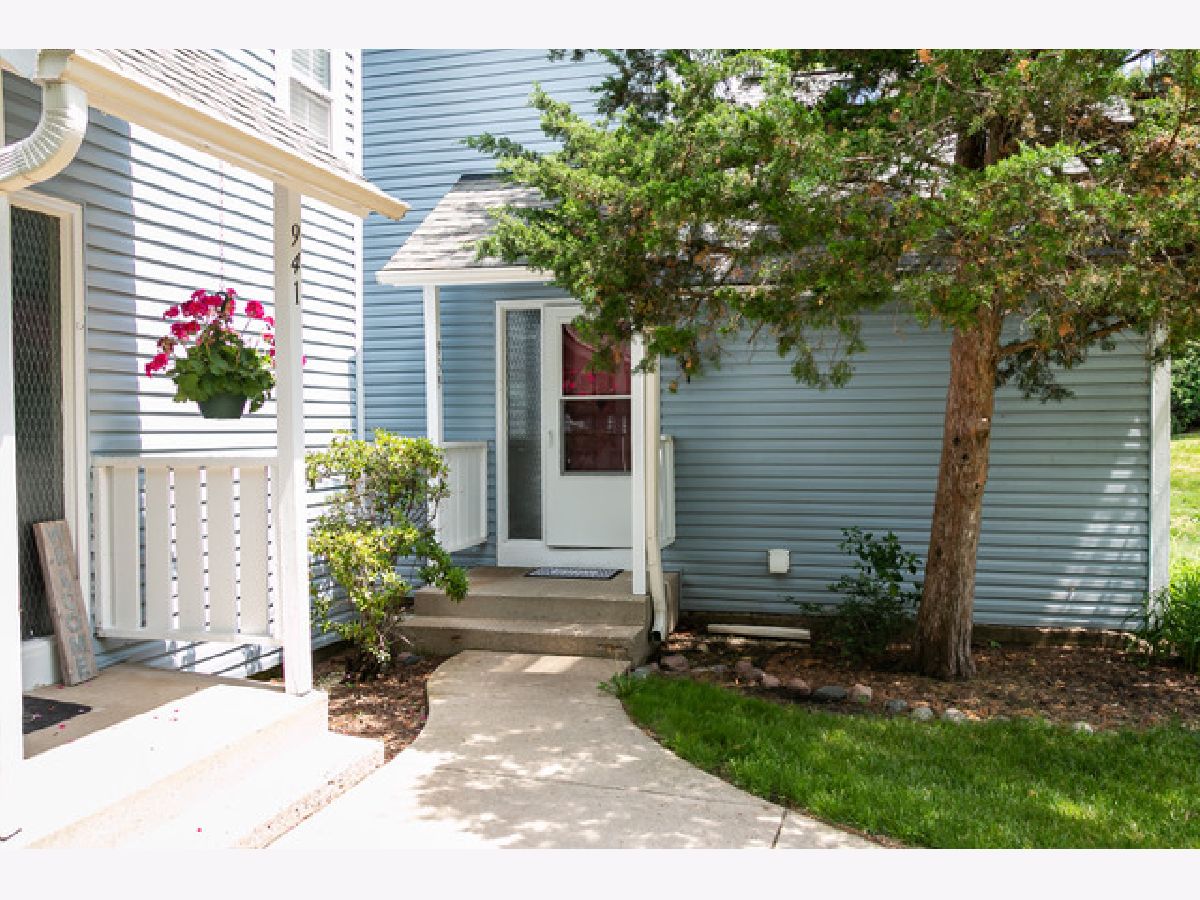  Rented Gurnee Illinois, 939 Chase