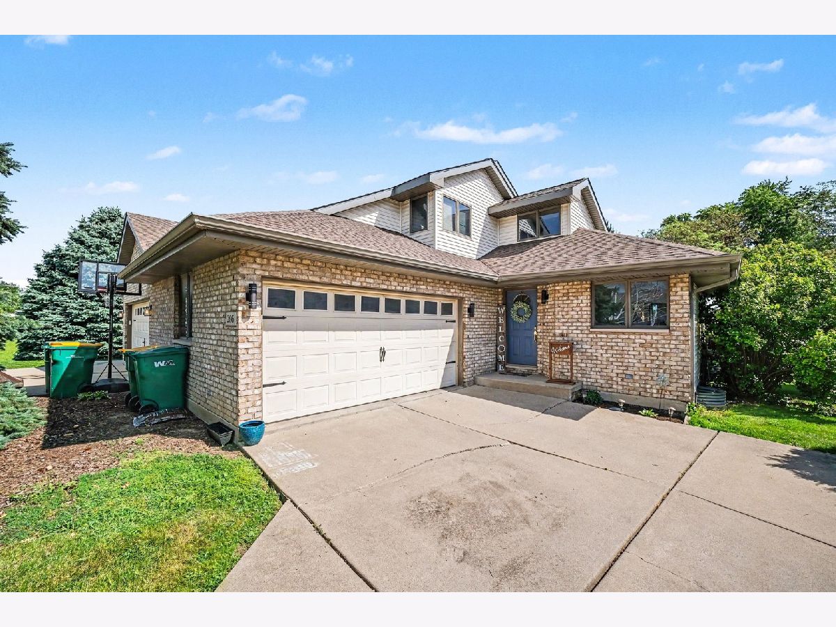  For Sale Shorewood Illinois, 206 Raven Road