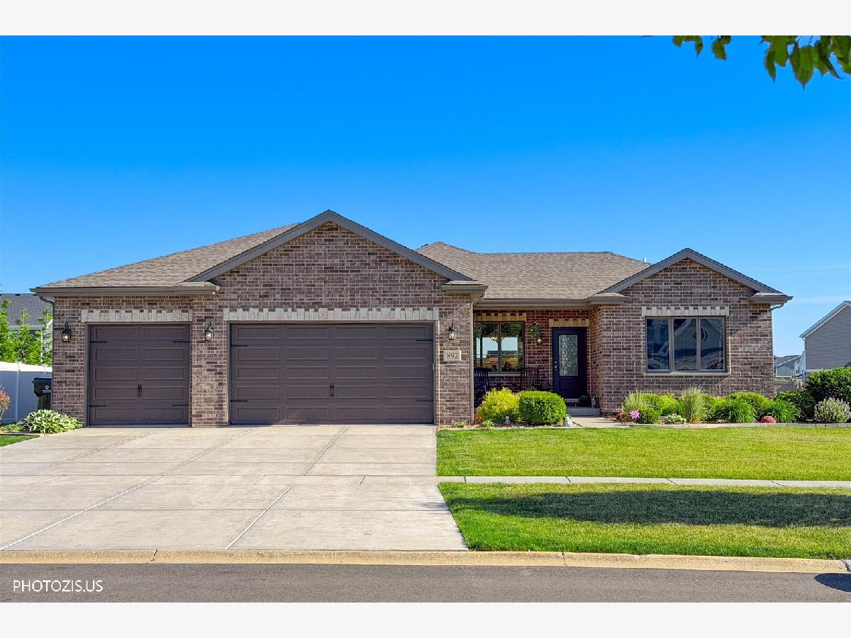 For Sale New Lenox Illinois, 892 Woodlawn Road