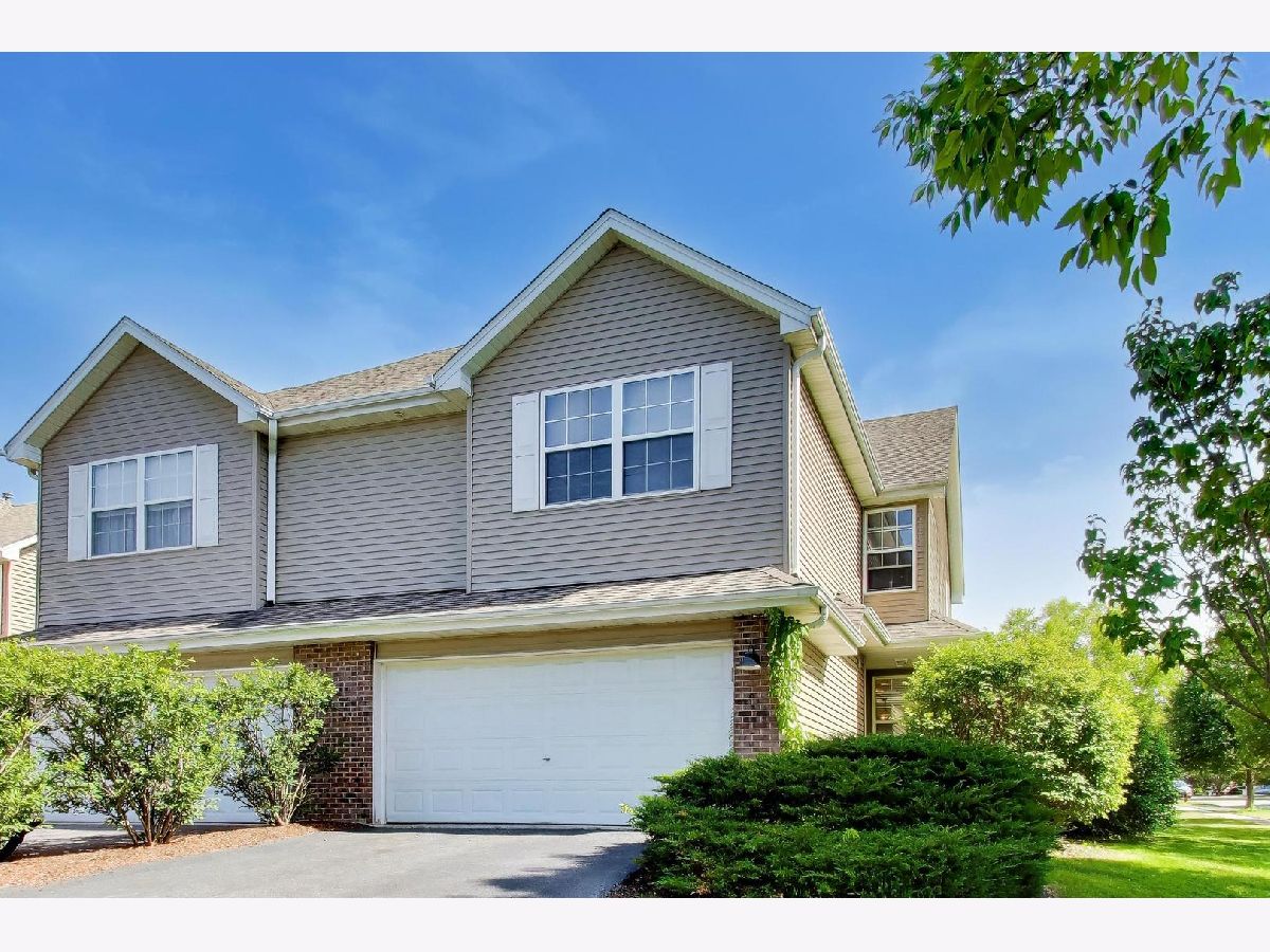 Homes & Townhomes For Sale Marquette Estates Romeoville Illinois, 1179 Maggie Lane