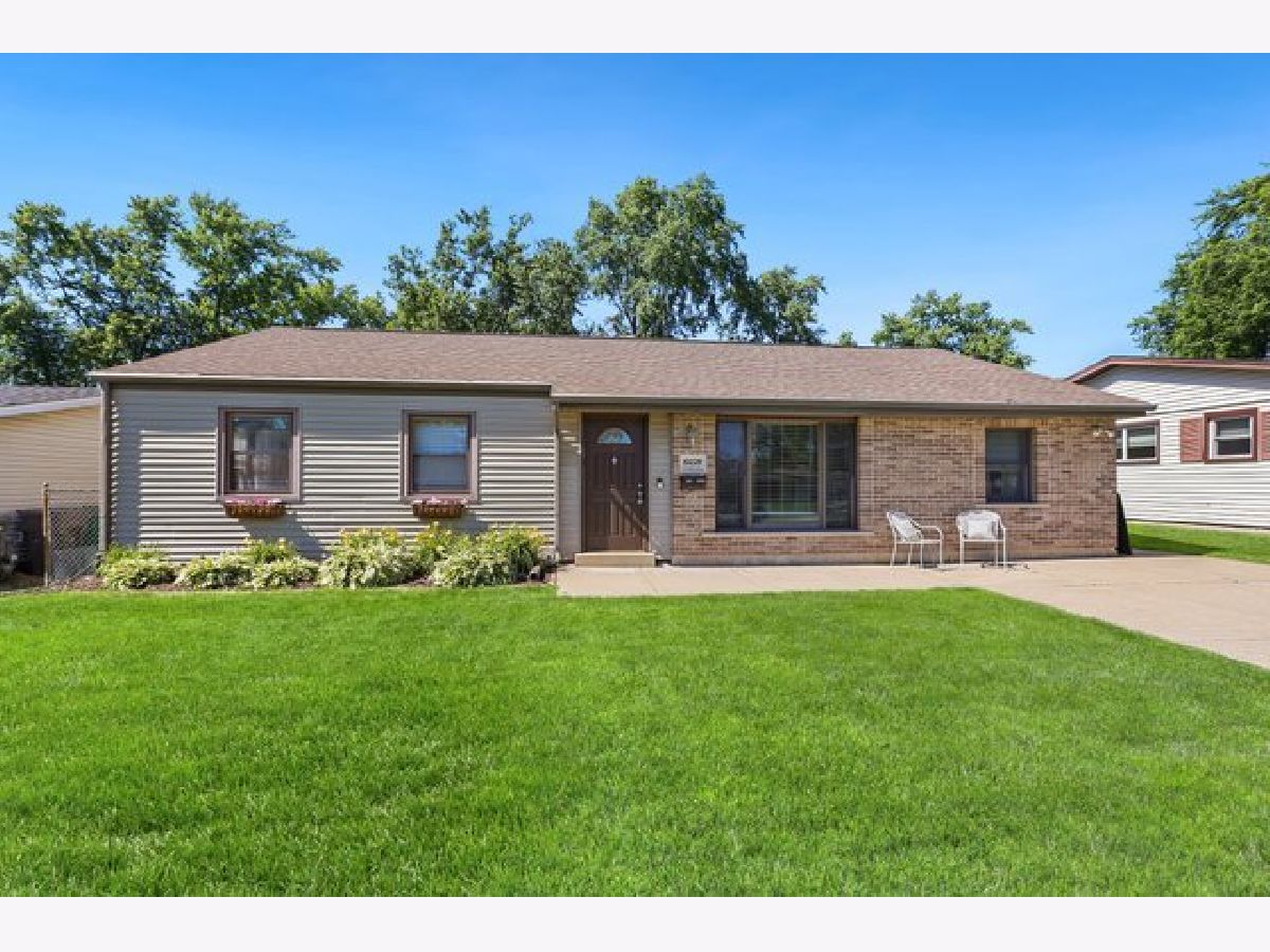  For Sale Orland Park Illinois, 10228 151st Street