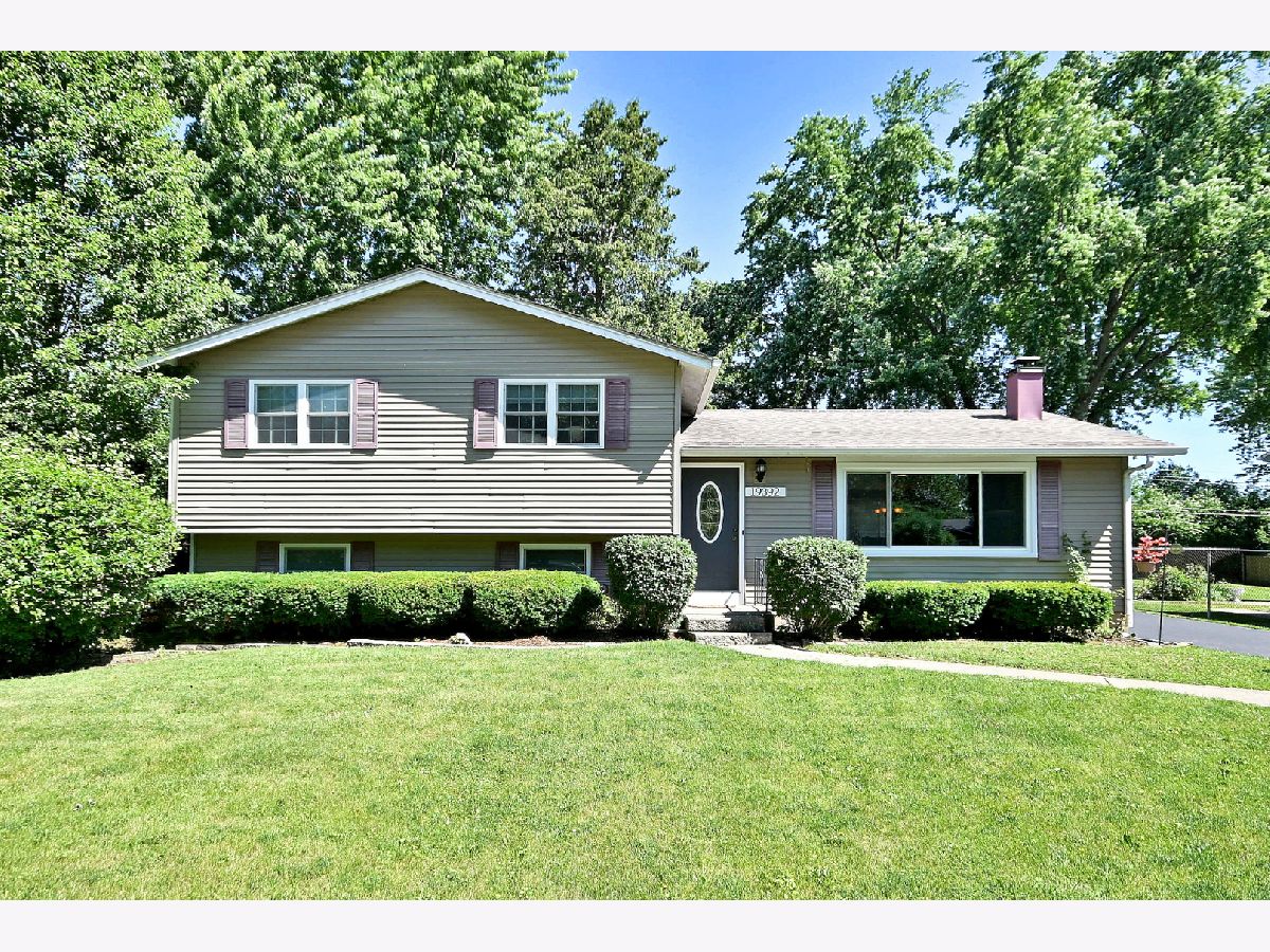  Sold Mundelein Illinois, 19392 Harvard