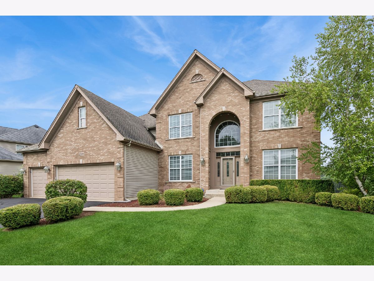  For Sale Crystal Lake Illinois, 1790 Queensport Drive