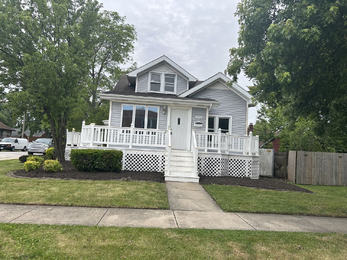  For Sale Lansing Illinois, 3673 Randolph Street
