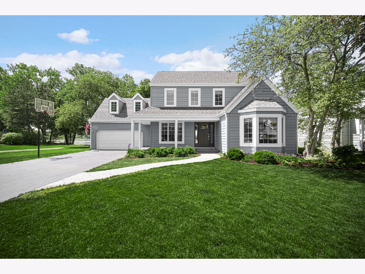  For Sale Third Lake Illinois, 224 Mainsail Drive