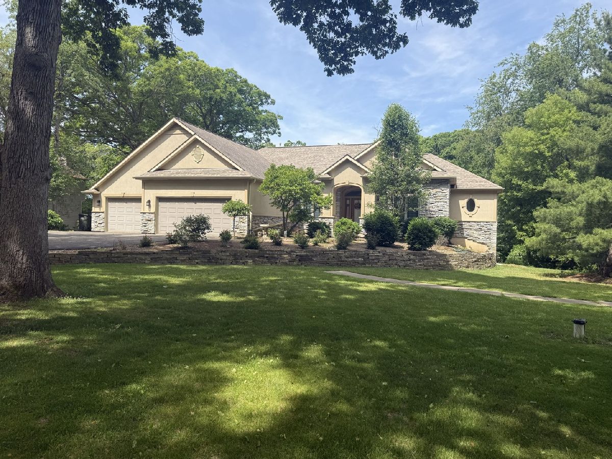  For Sale Spring Grove Illinois, 10605 Red Hawk Lane