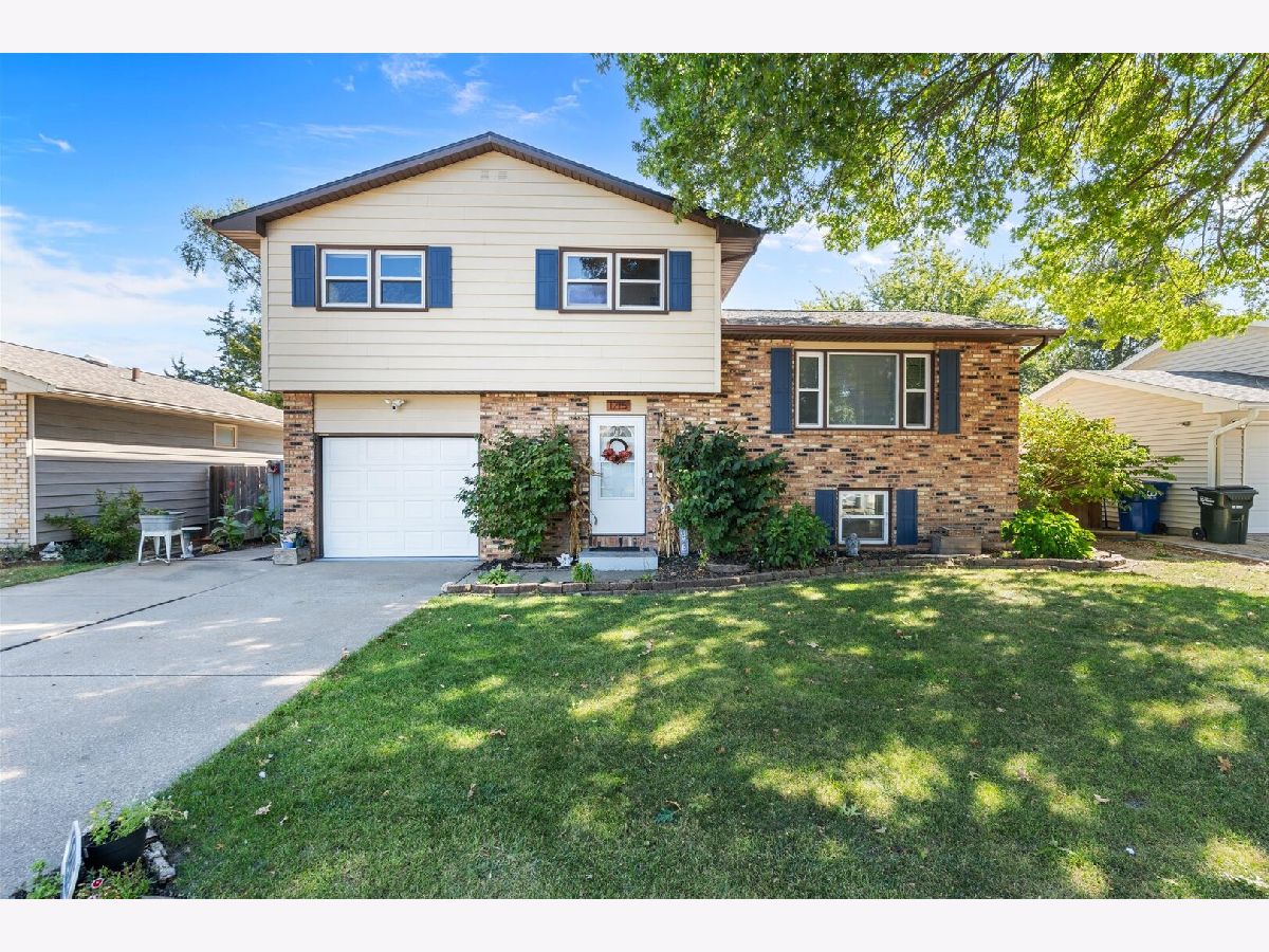 For Sale Davenport Iowa, 1215 Calvin Street
