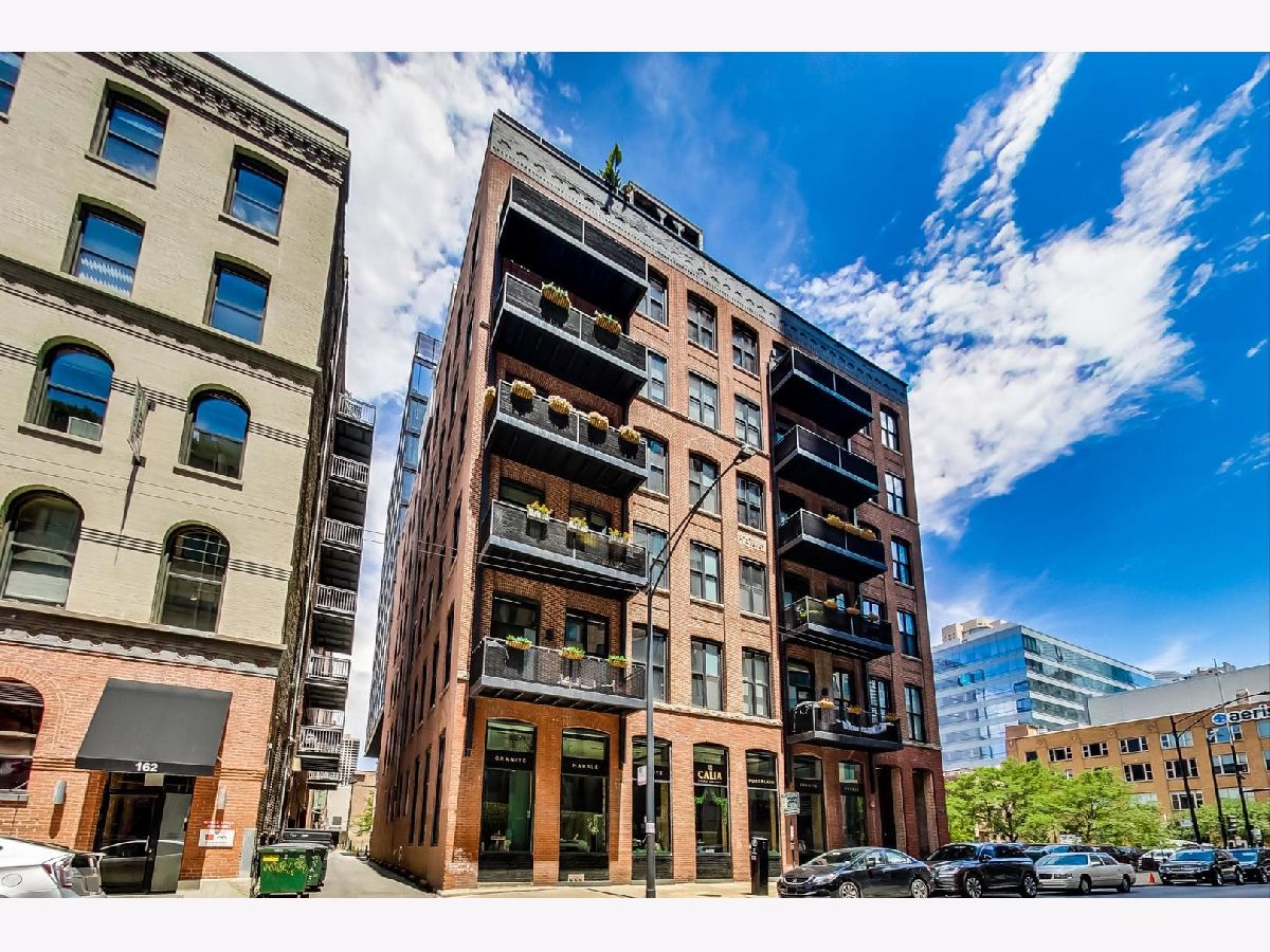  Rented Chicago Illinois, 154 Hubbard
