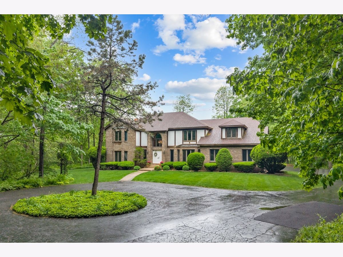 Homes For Sale Brierwood Elgin Illinois, 8N258 Brierwood Lane