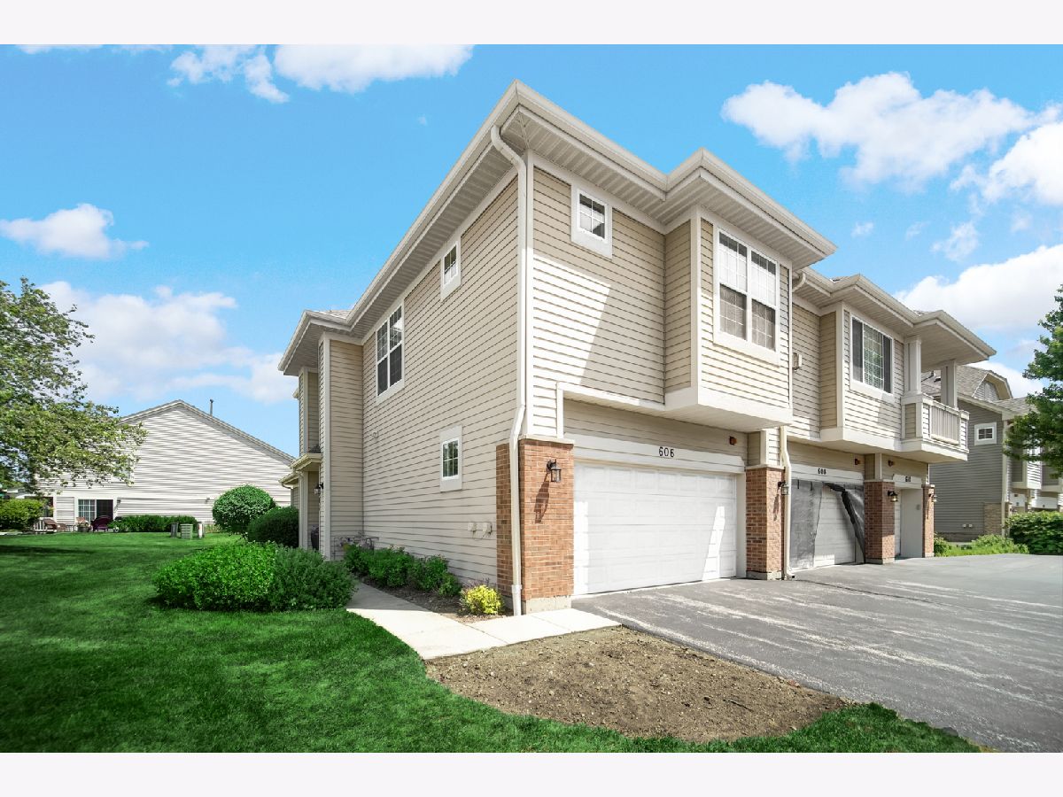  For Sale Fox Lake Illinois, 606 Scott Court