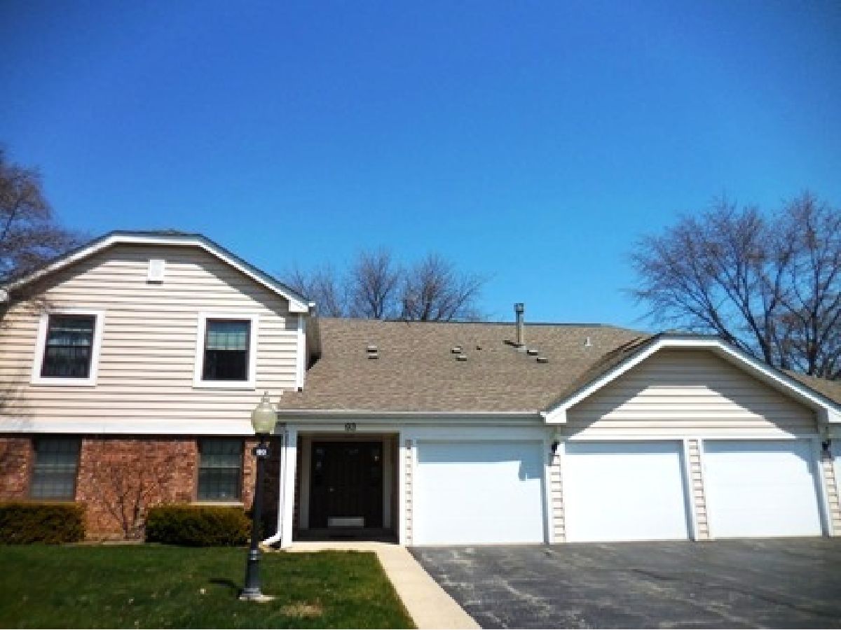Condominiums & Homes For Rent Lexington Village Schaumburg Illinois, 93 Lambert