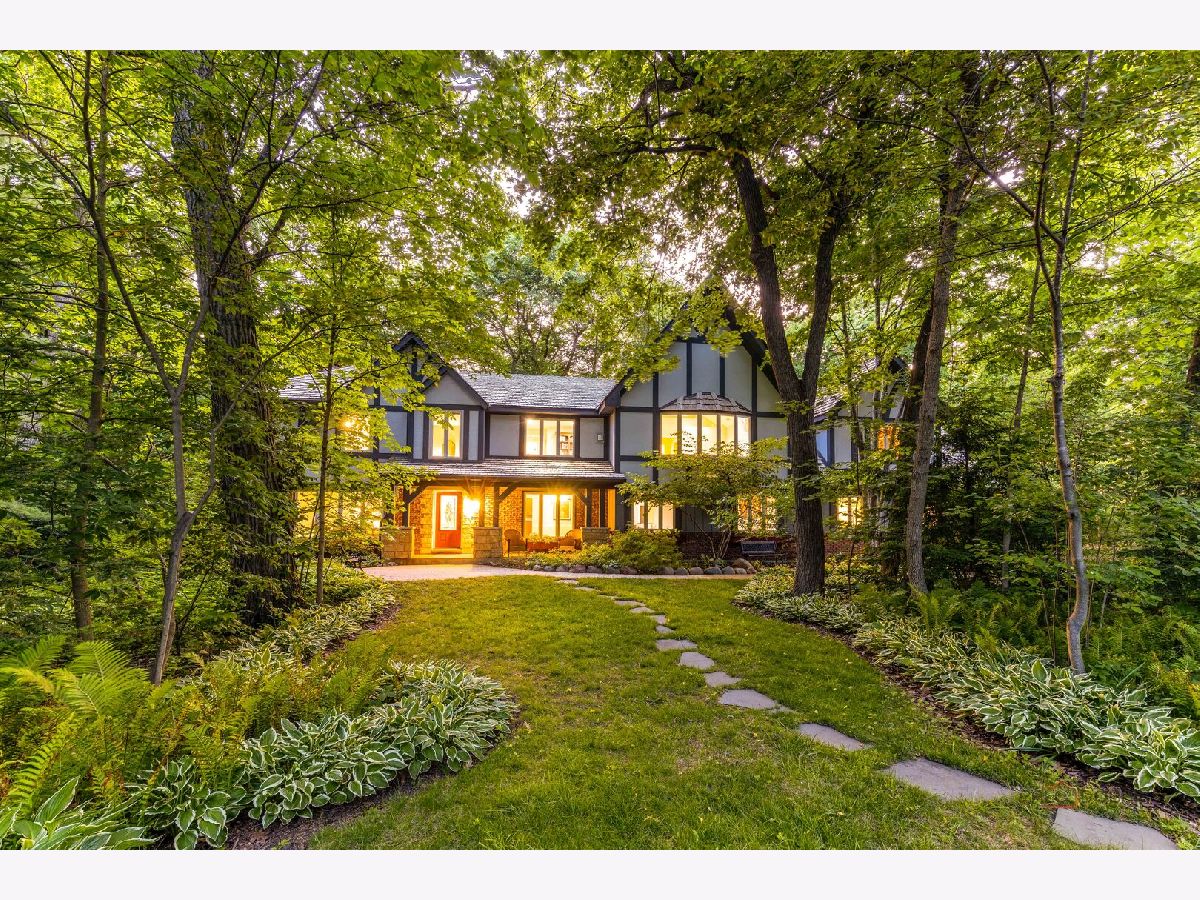  For Sale Libertyville Illinois, 28588 Tanglewood Court