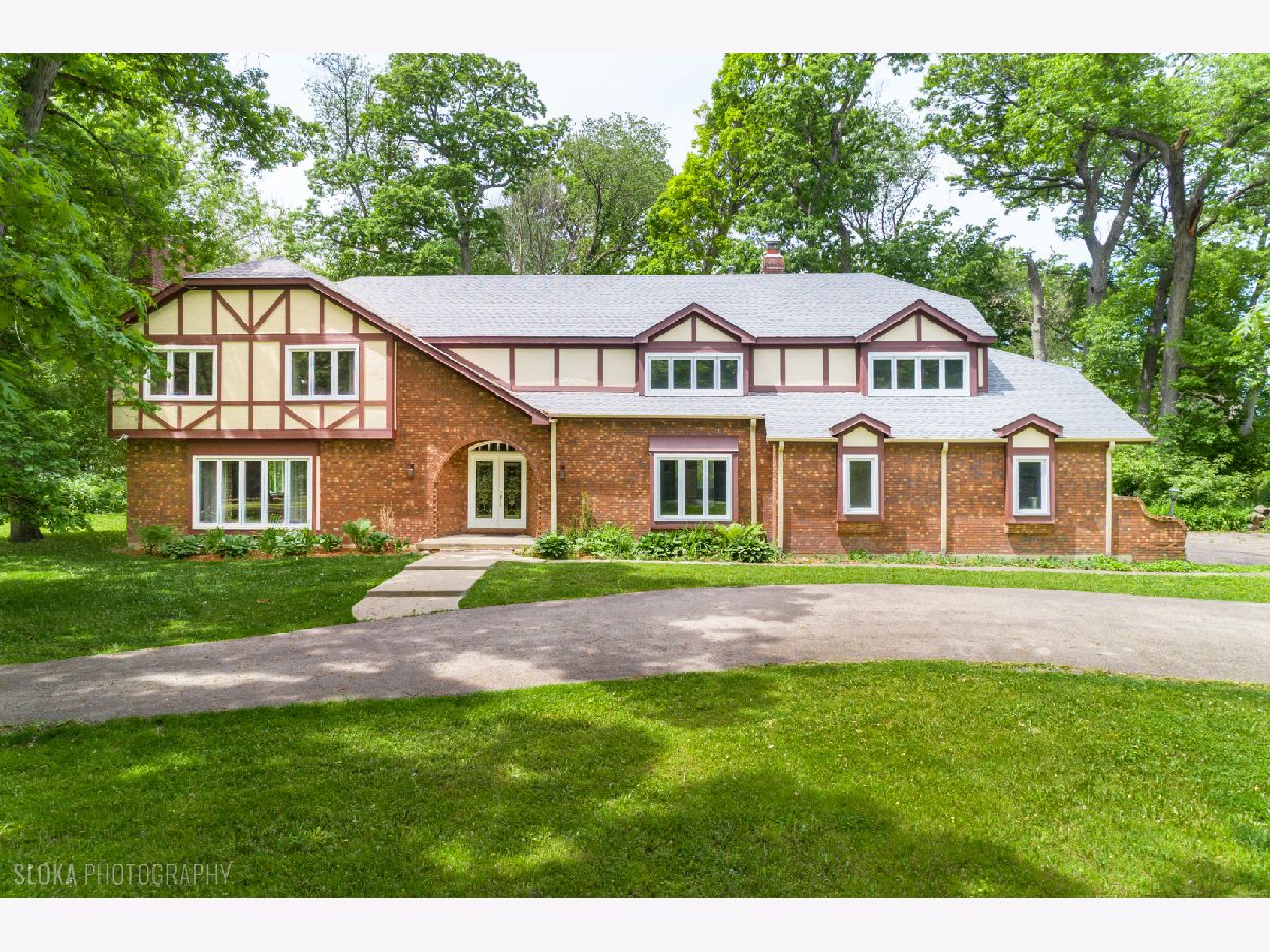 Homes For Sale White Oaks Estates Barrington Illinois, 4 Auburn Lane