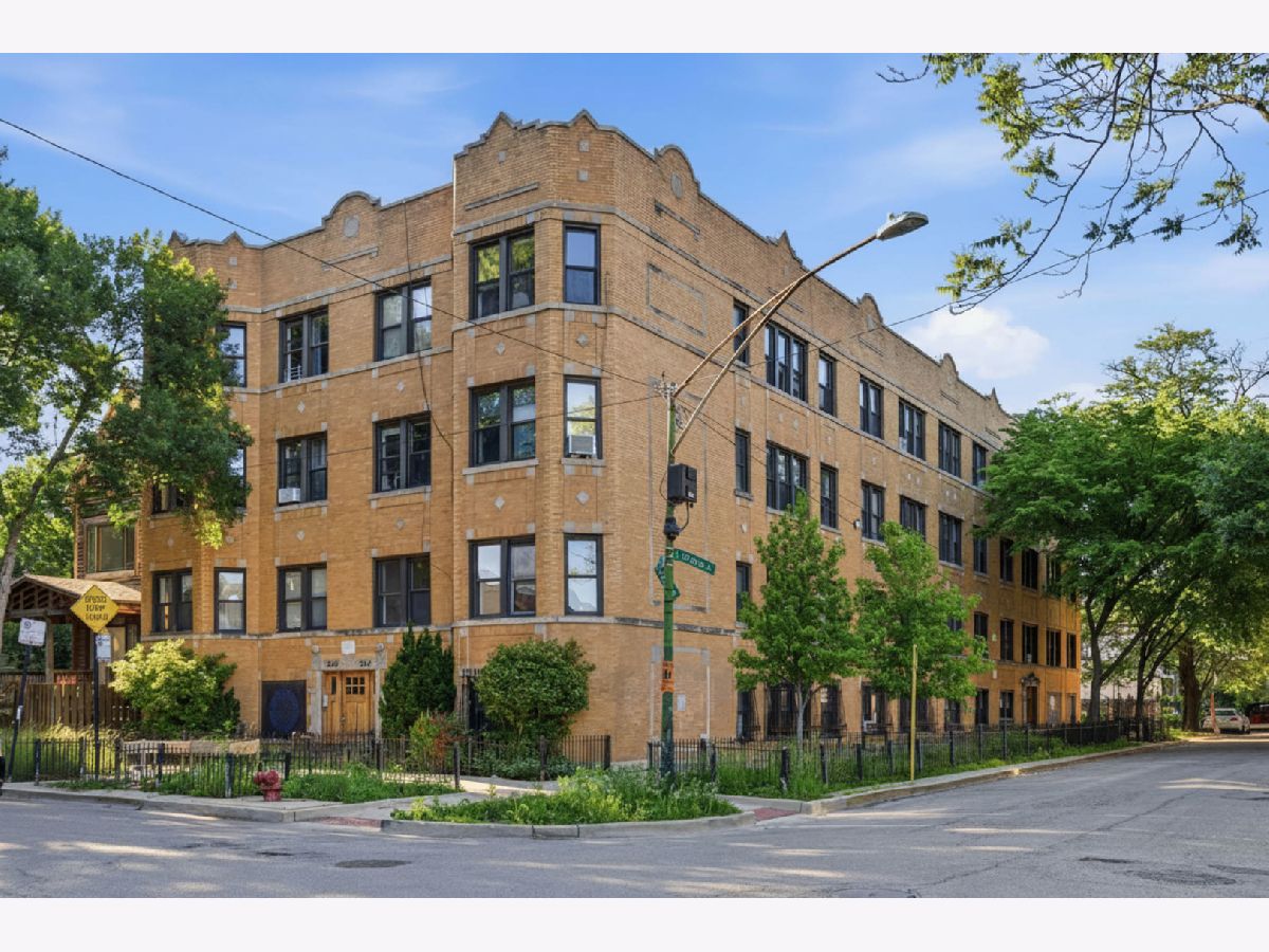  For Sale Chicago Illinois, 1904 Drake Avenue