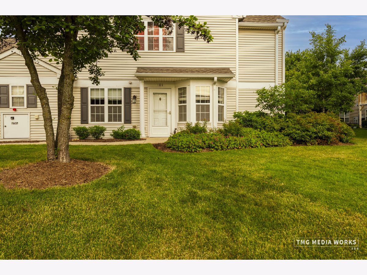  Rented Naperville Illinois, 2227 Waterleaf