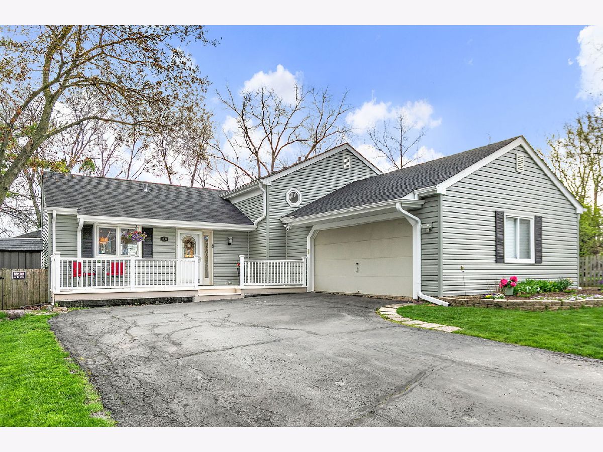 Homes For Sale Prairie Oaks Gurnee Illinois, 4931 Carriage Drive