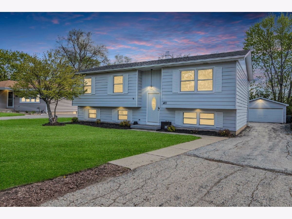  For Sale Lindenhurst Illinois, 419 Deerpath Drive