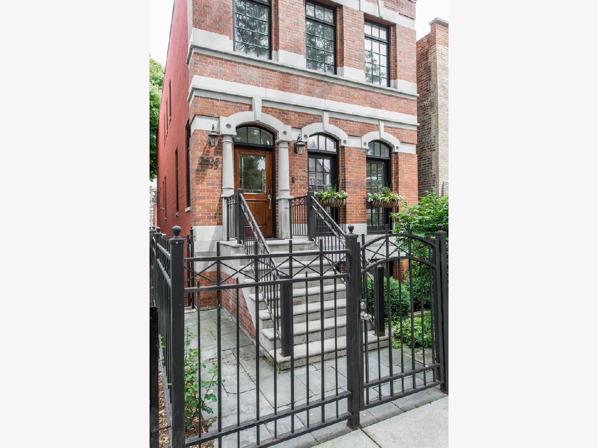  For Rent Chicago Illinois, 2635 Marshfield