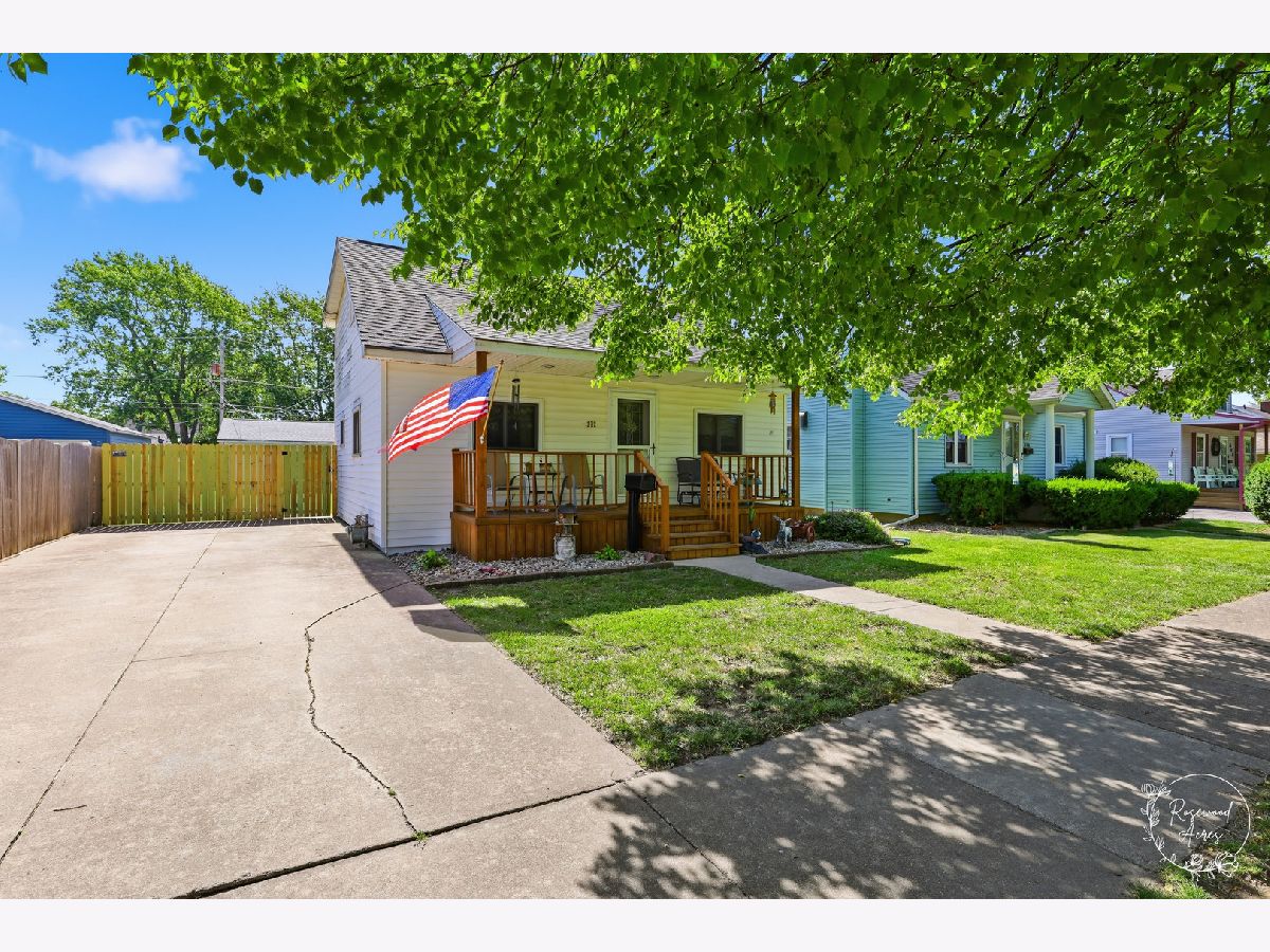  For Sale Bradley Illinois, 372 N Blaine Avenue