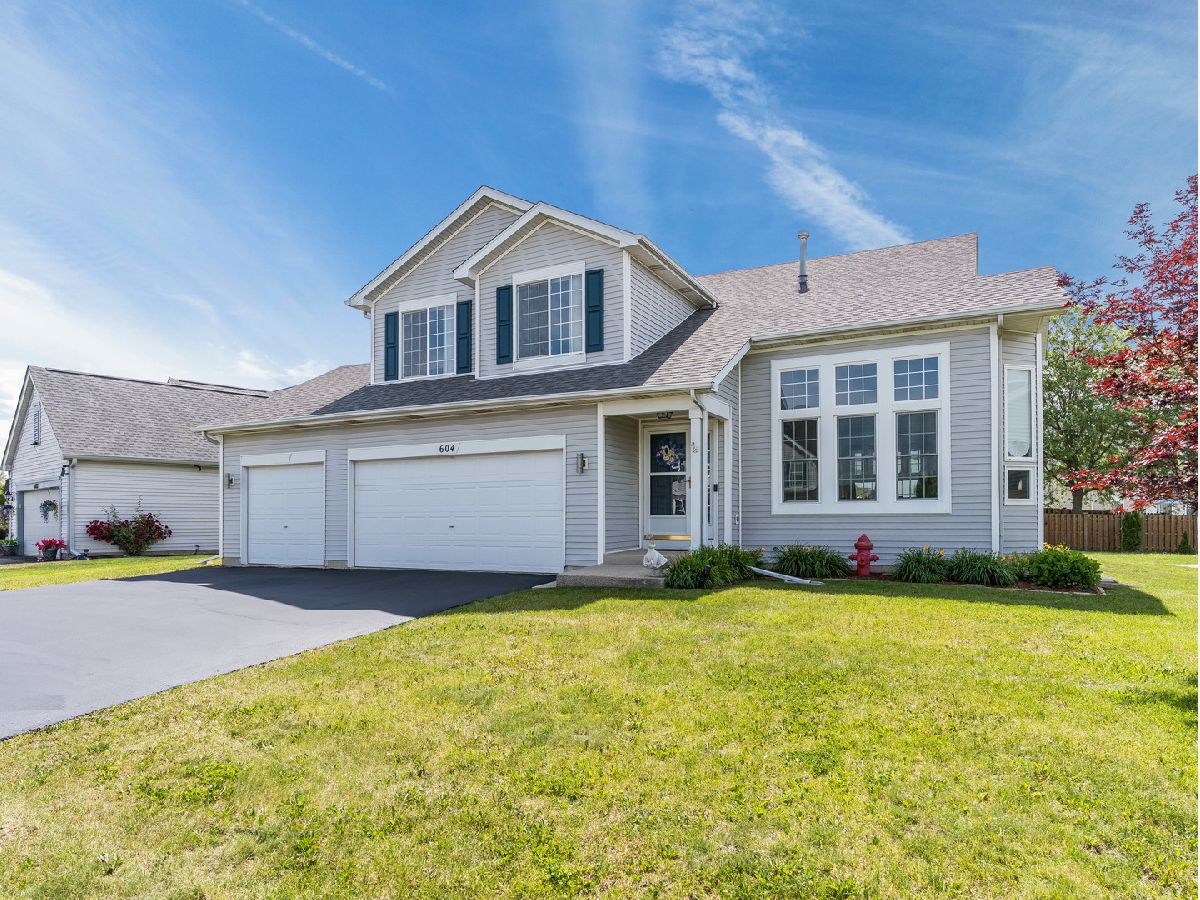  For Sale Joliet Illinois, 604 Silver Creek Drive