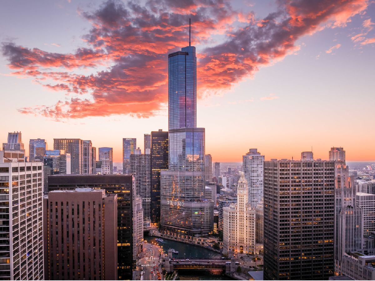 Condominiums For Sale Trump Tower Chicago Chicago Illinois, 401 Wabash Avenue