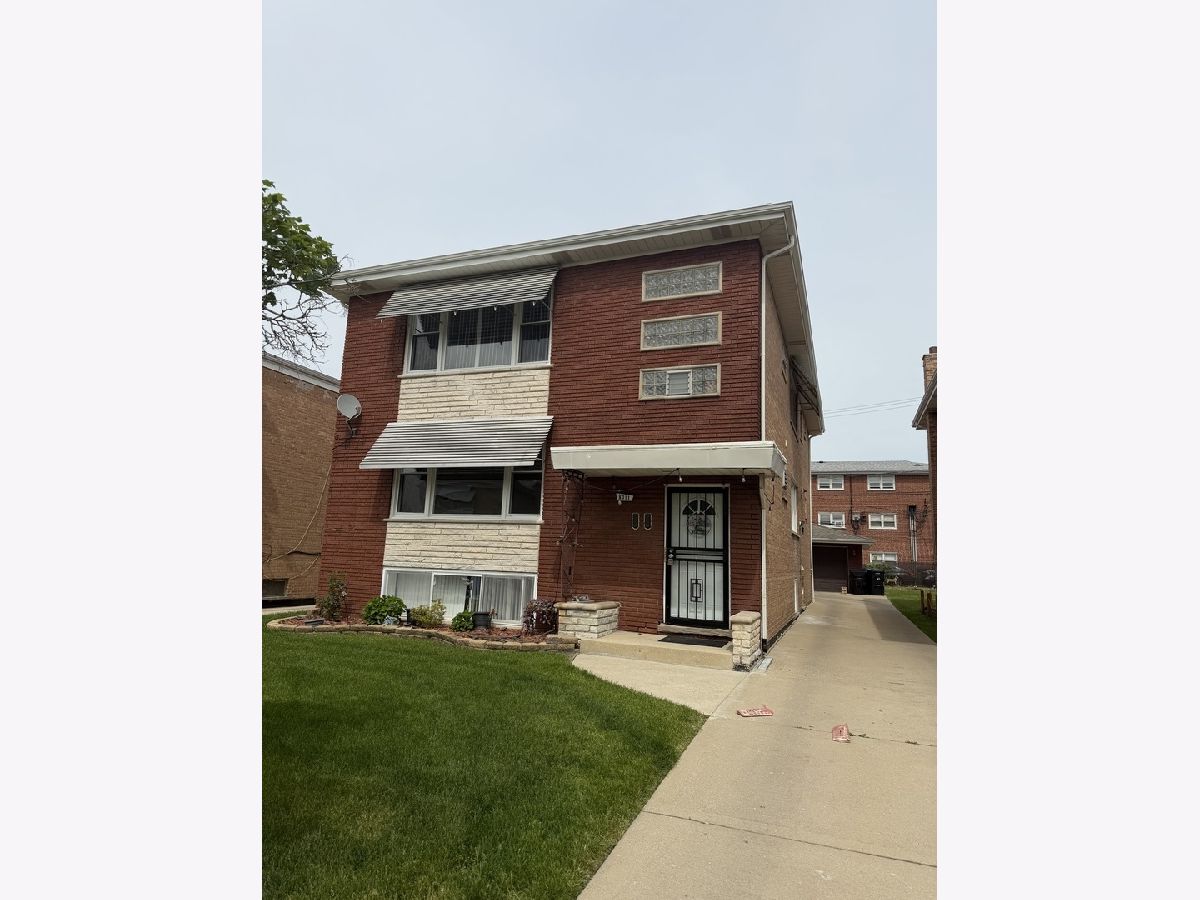  For Rent Chicago Illinois, 8011 Komensky