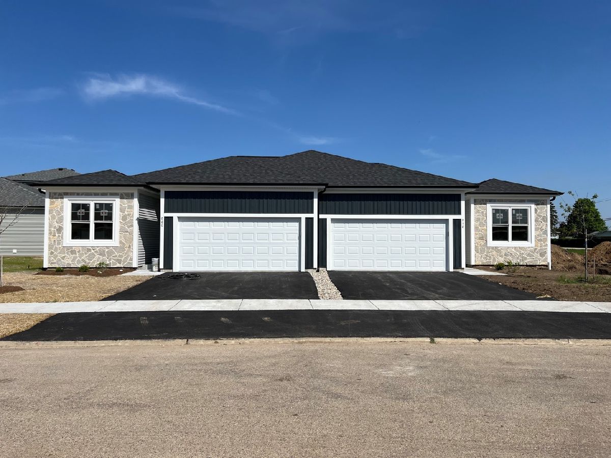  For Rent Marengo Illinois, 958 Partridge