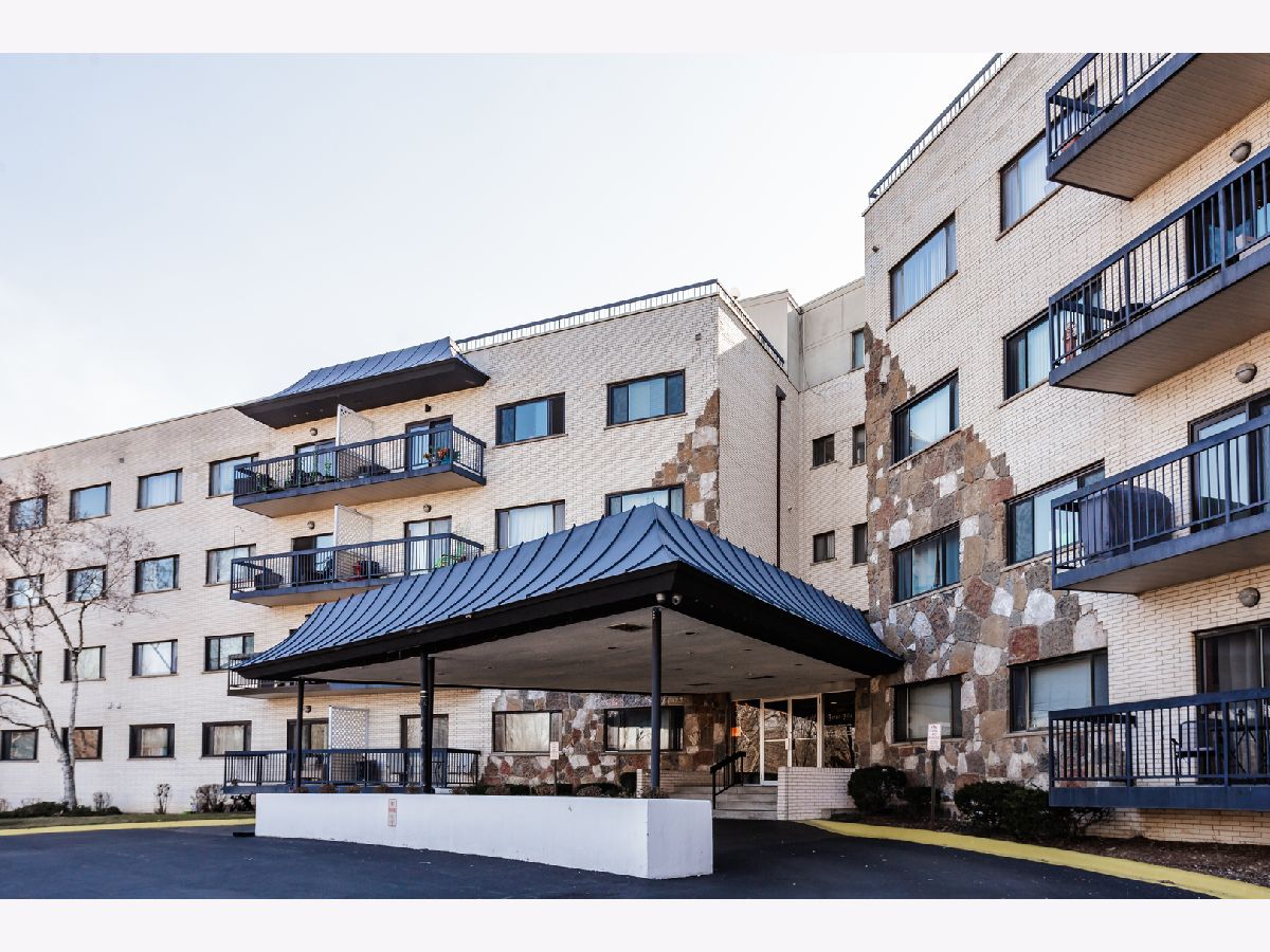 Condominiums For Sale Forest Villa Condominium Countryside Illinois, 6700 Brainard Avenue