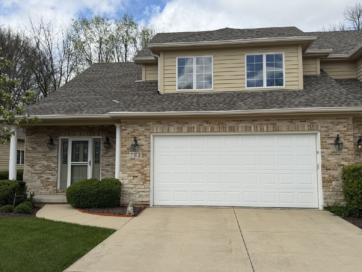  Sold Sugar Grove Illinois, 783 Manor Hill