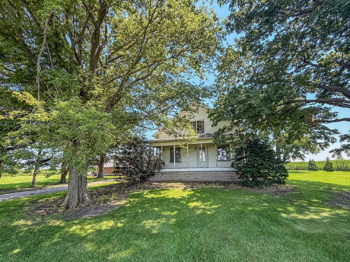  Sold Farmer City Illinois, 15192 Elm Grove