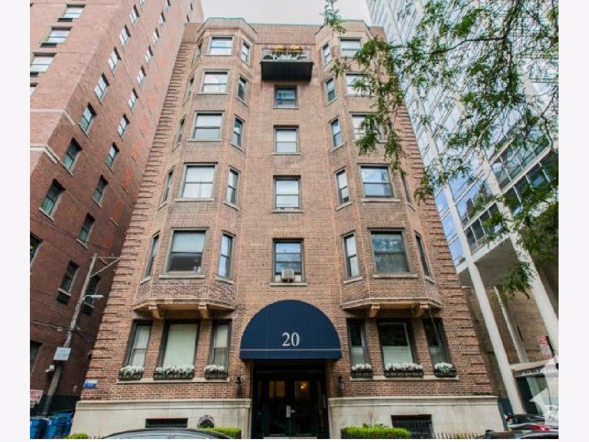  Rented Chicago Illinois, 20 Goethe