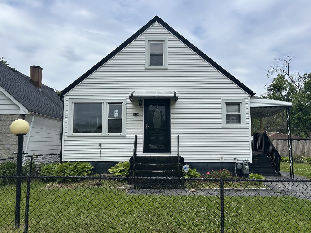  For Sale Harvey Illinois, 16124 Woodbridge Avenue
