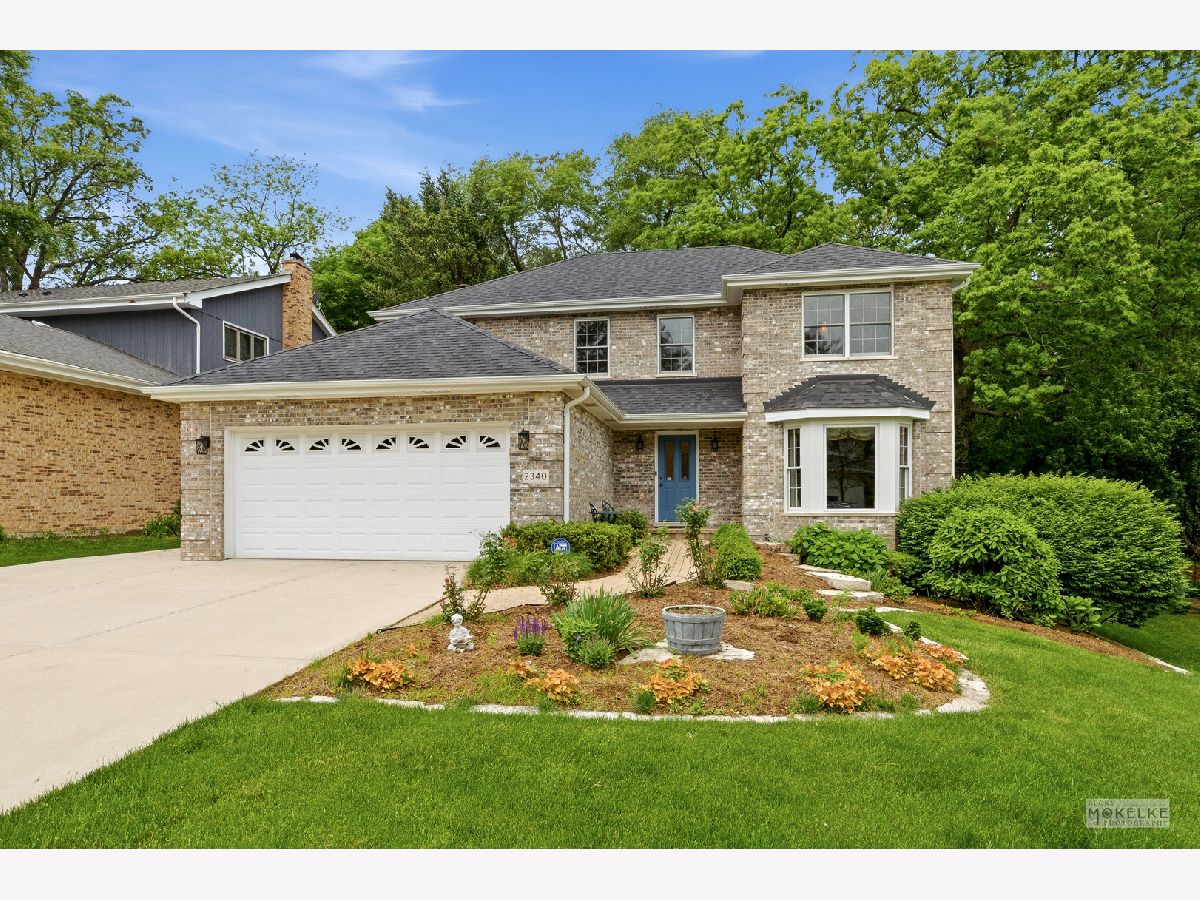 Homes & Condos & Townhomes For Sale Green Trails Lisle Illinois, 2340 Ridgewood Road