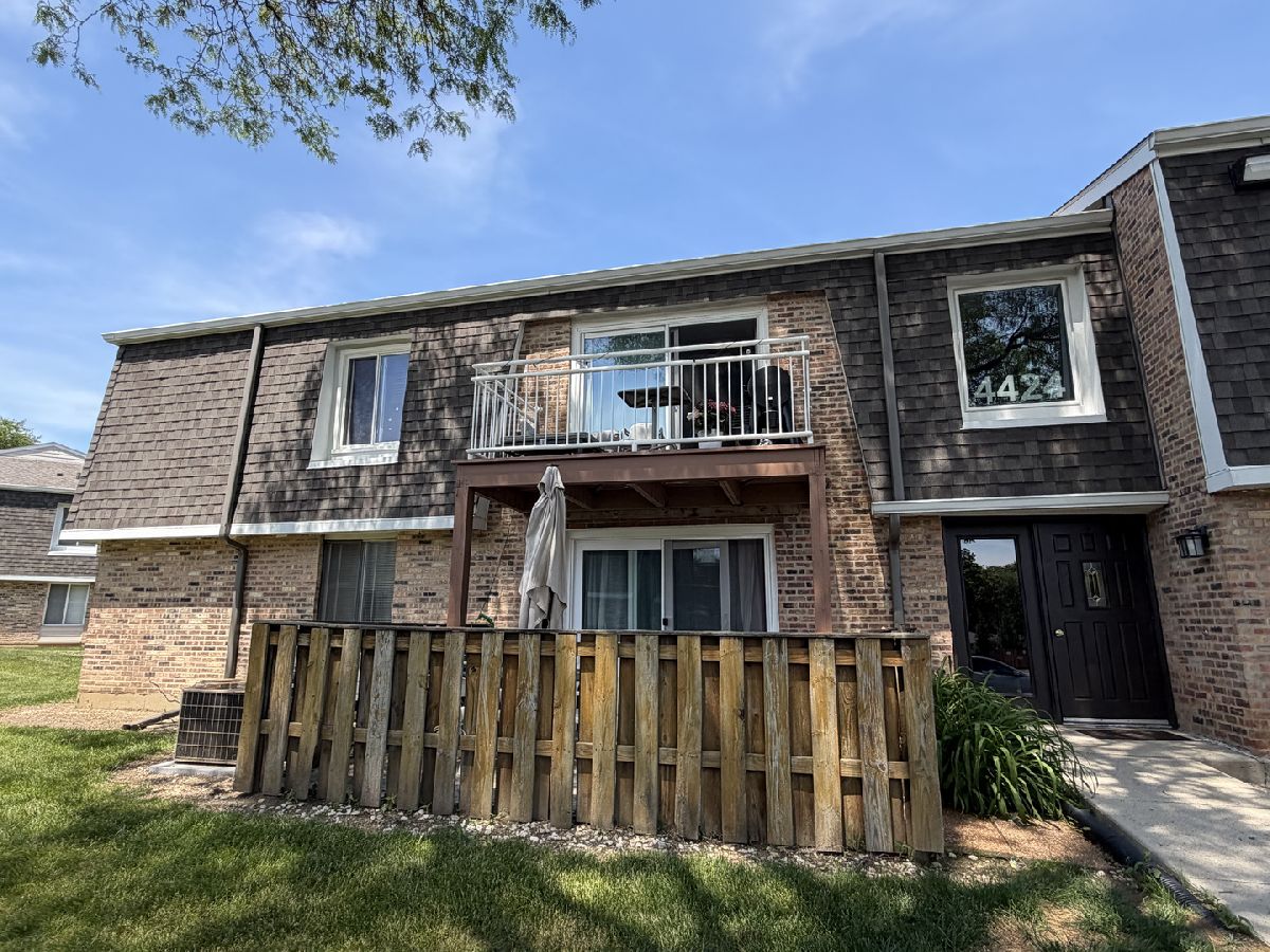  For Rent Rolling Meadows Illinois, 4424 Euclid