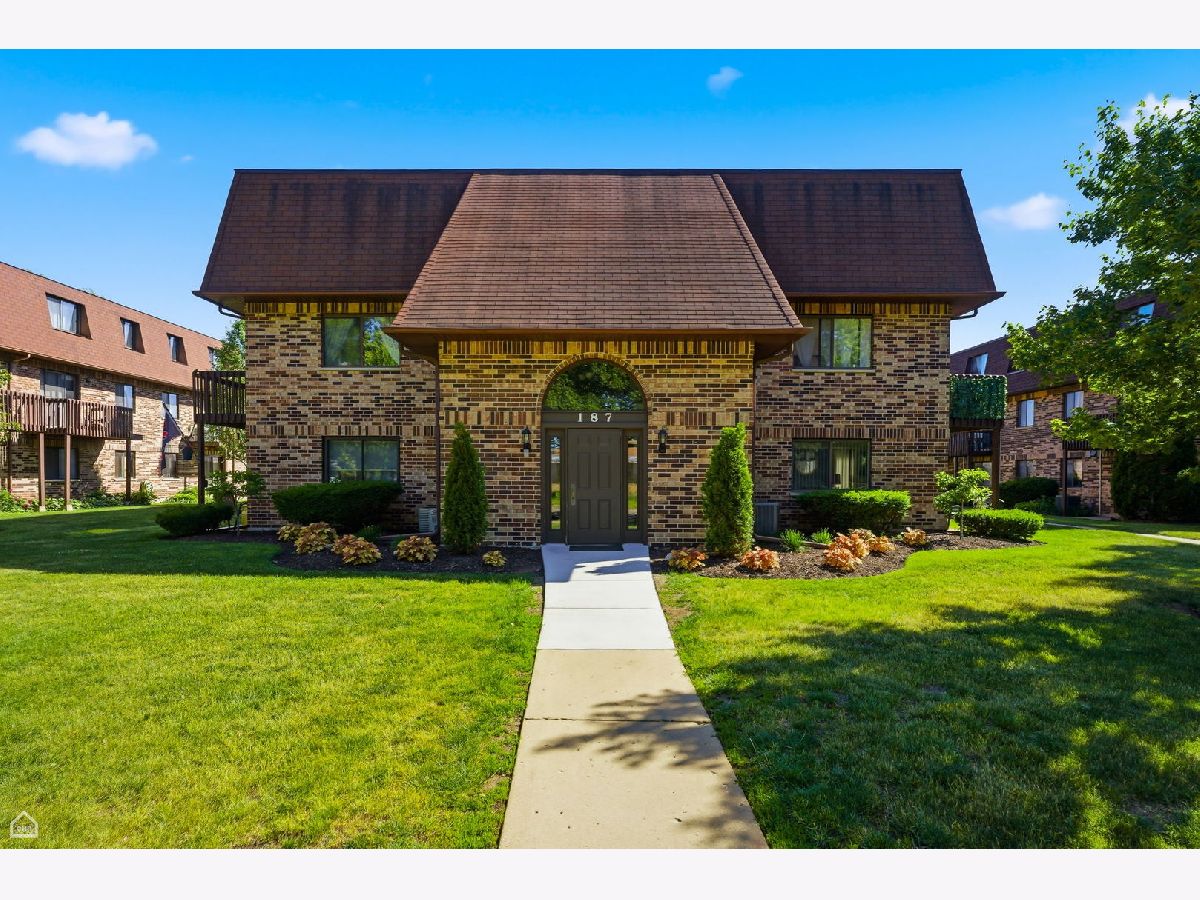  For Rent Crystal Lake Illinois, 187 Uteg