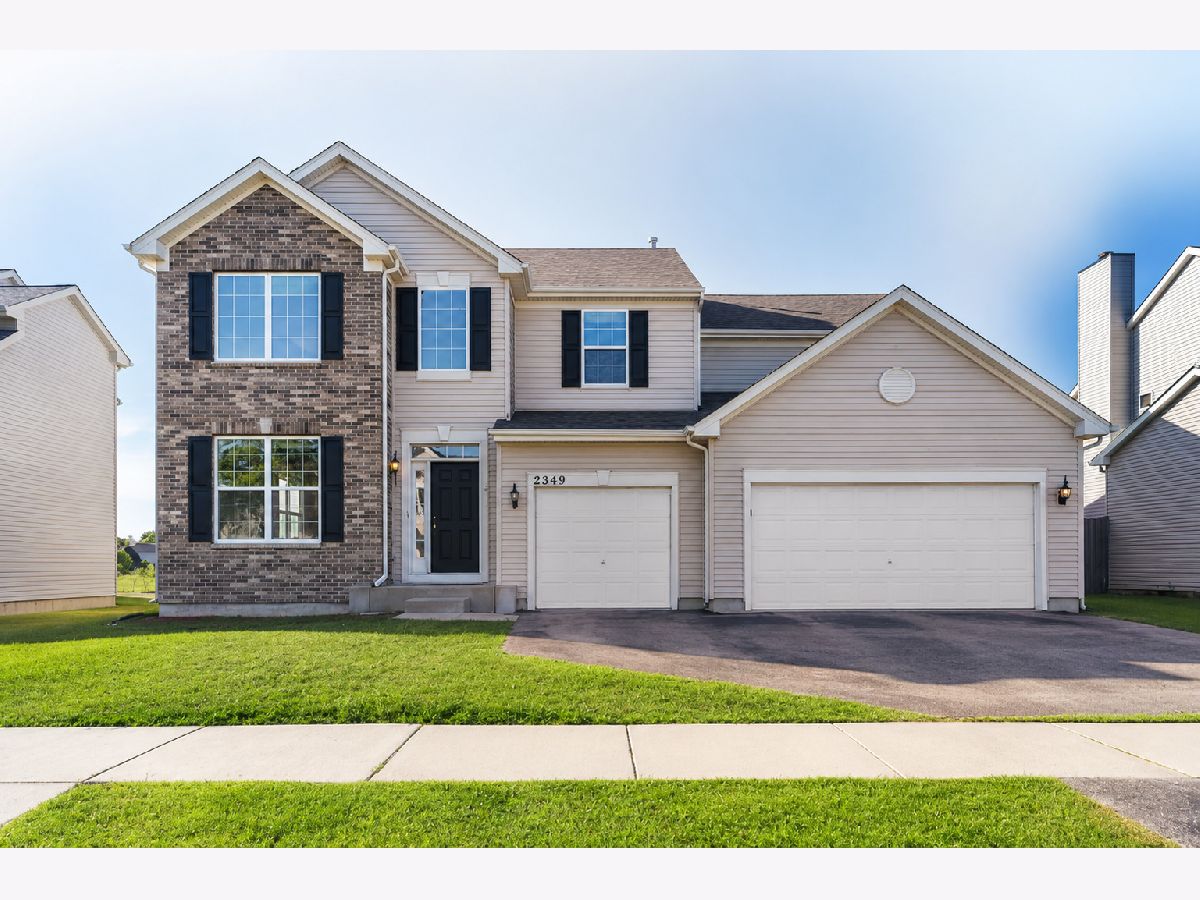 Homes For Sale Saratoga Springs Montgomery Illinois, 2349 Mayfield Drive