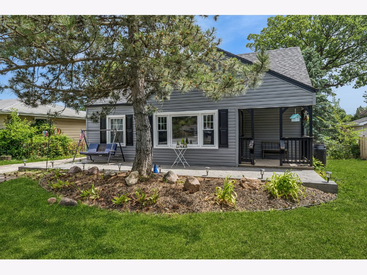 Homes For Rent Wildwood Grayslake Illinois, 32959 Sears