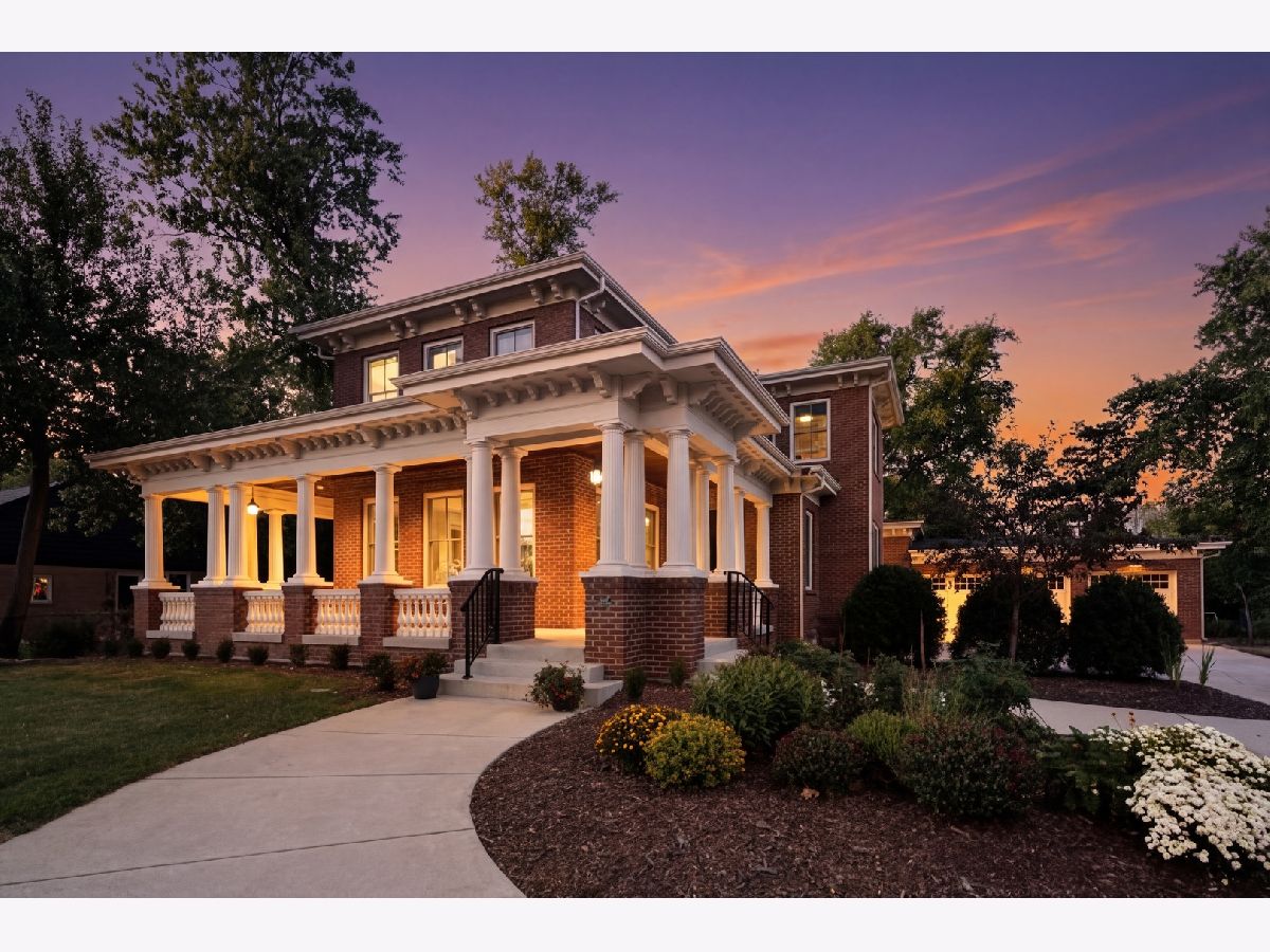 Homes For Sale Scarsdale Estates Arlington Heights Illinois, 326 Central Road