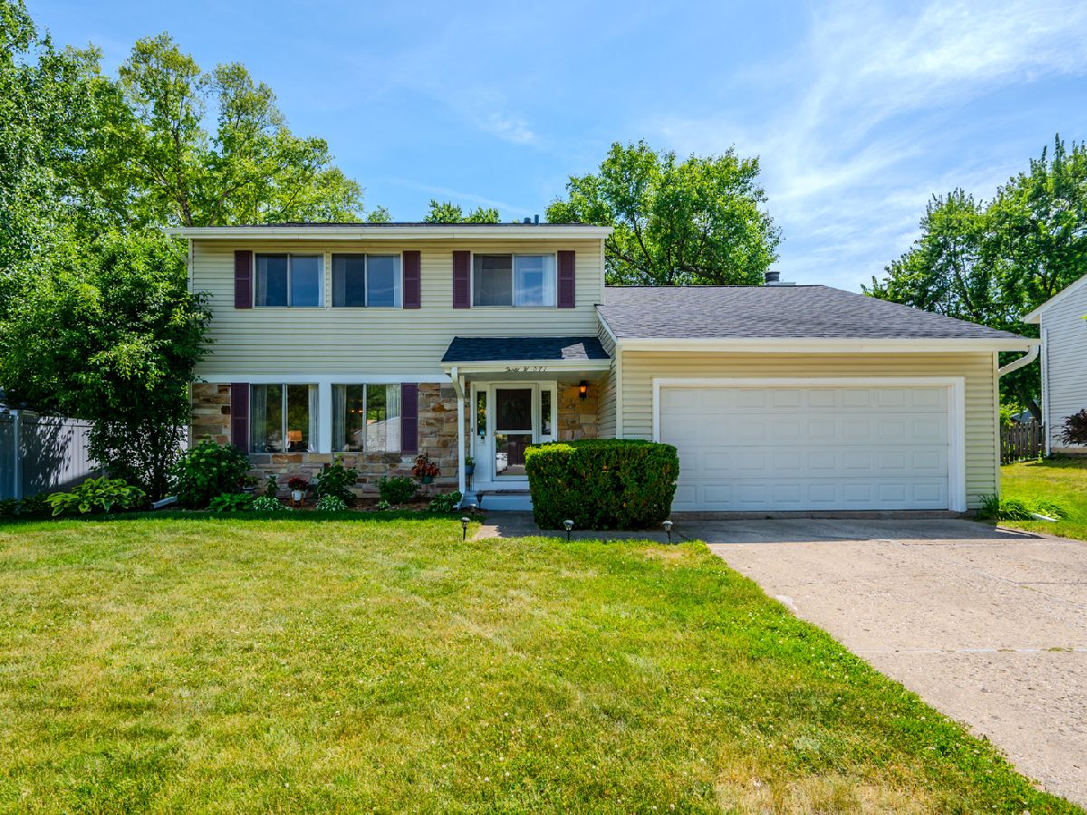  For Sale Warrenville Illinois, 30w071 Elmwood Court