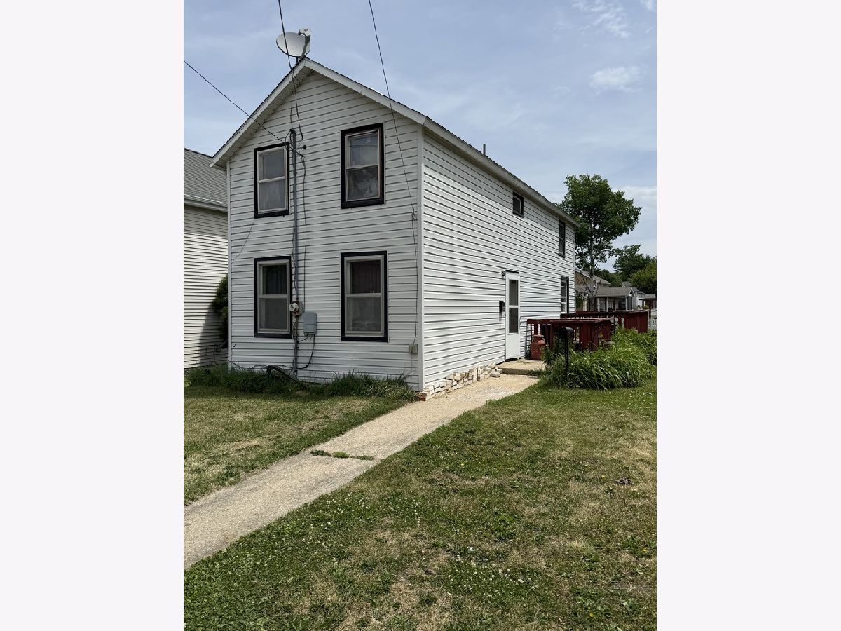  For Sale Polo Illinois, 404 Congress Avenue