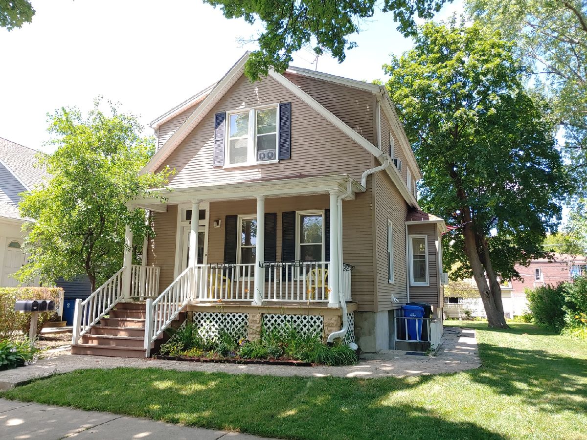  For Rent Des Plaines Illinois, 1422 Oakwood