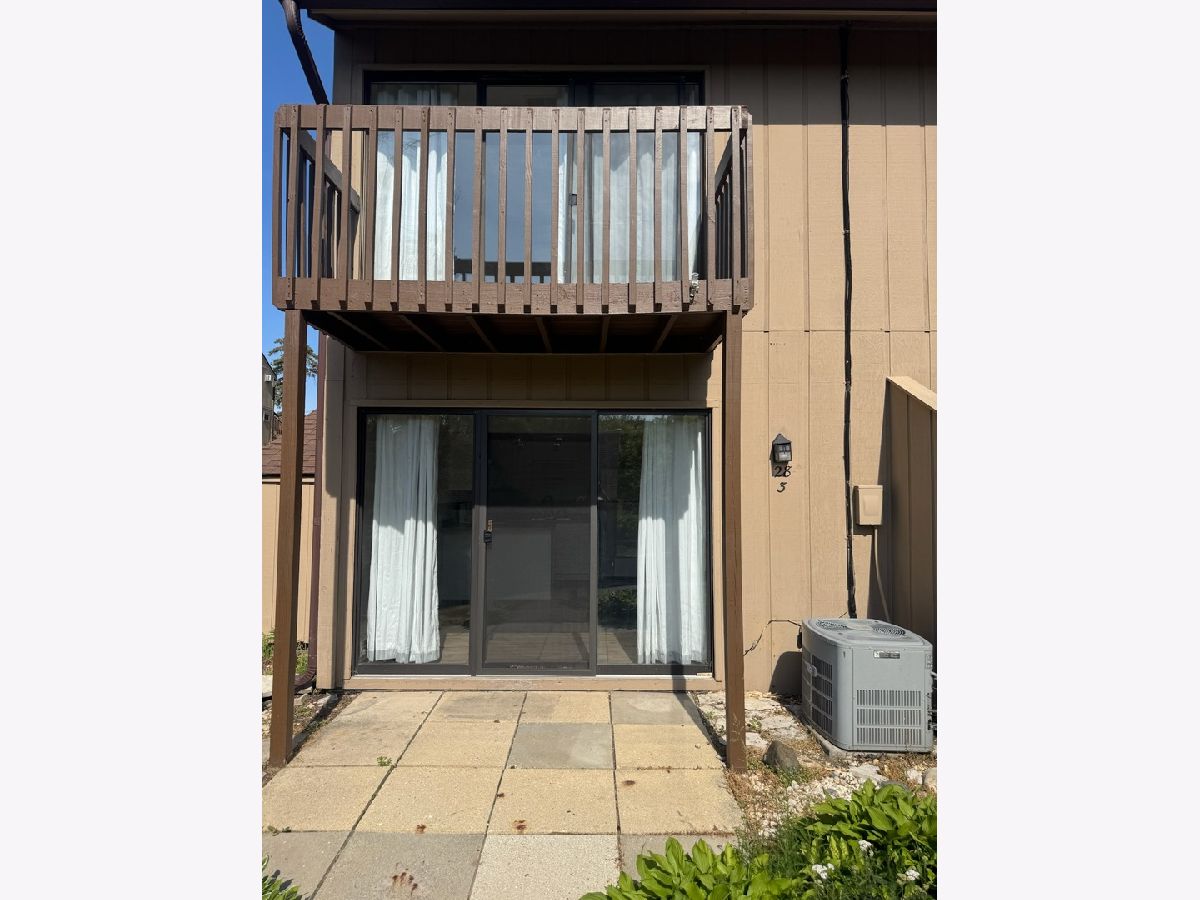 Condos & Townhomes For Rent Vacation Village Fox Lake Illinois, 28 Jamaica Colony
