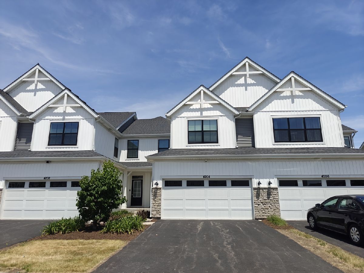 Condos & Townhomes For Sale Chelsea Manor Aurora Illinois, 4204 Chelsea Manor Circle