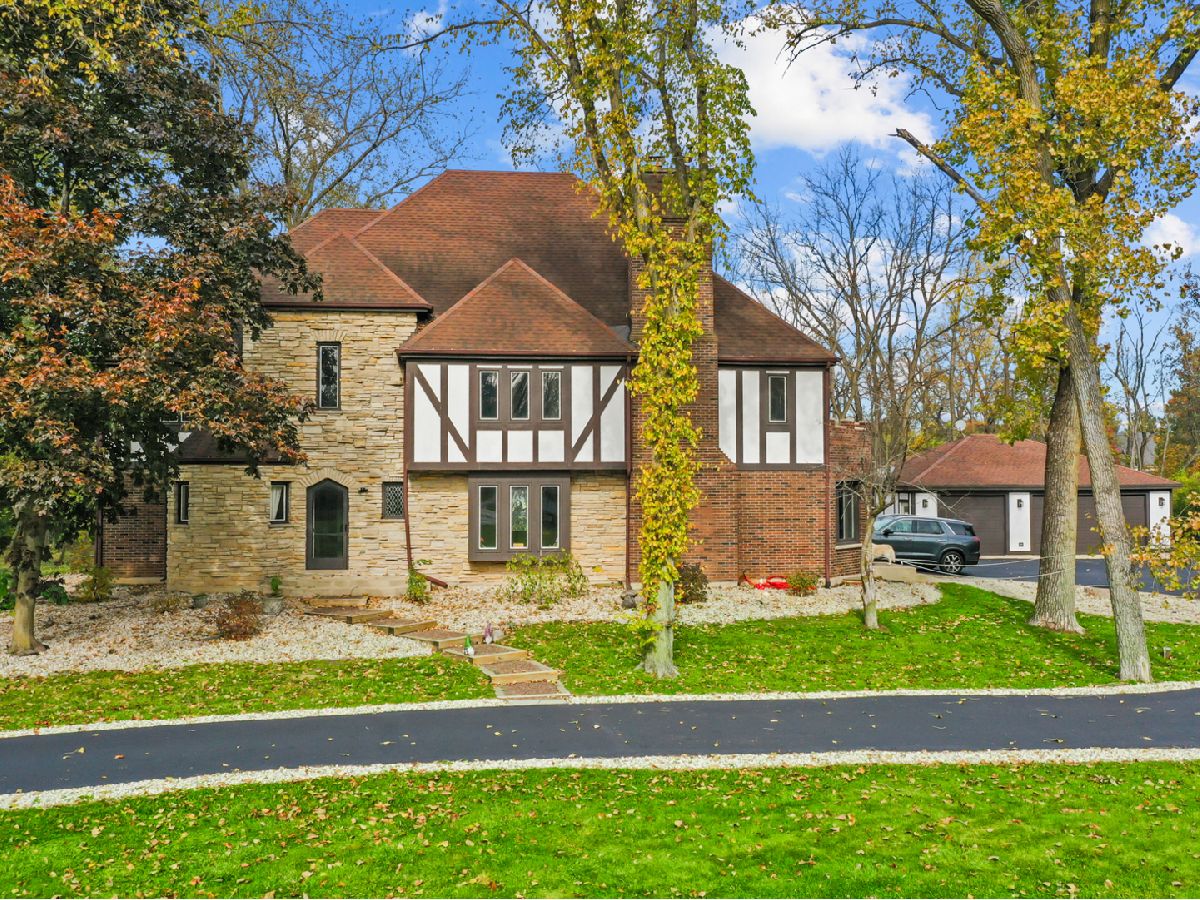 For Sale Barrington Illinois, 155 Helm Road