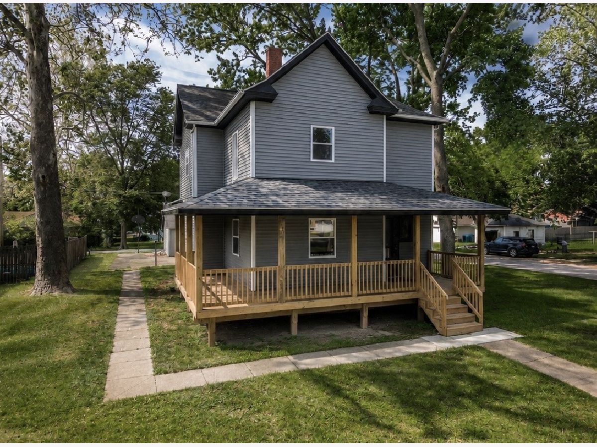  For Sale Pontiac Illinois, 220 Bennett Street