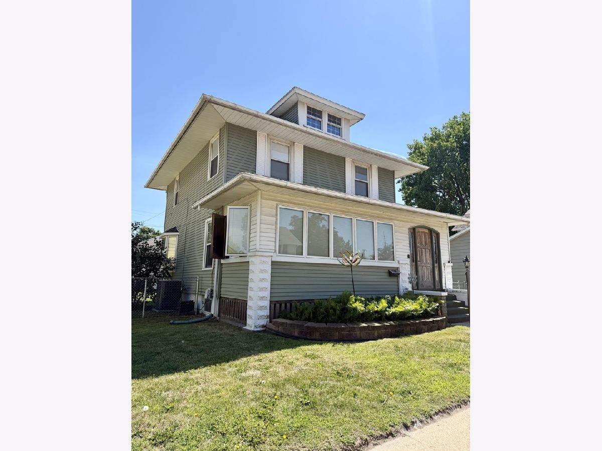  For Sale Fulton Illinois, 704 14th Avenue