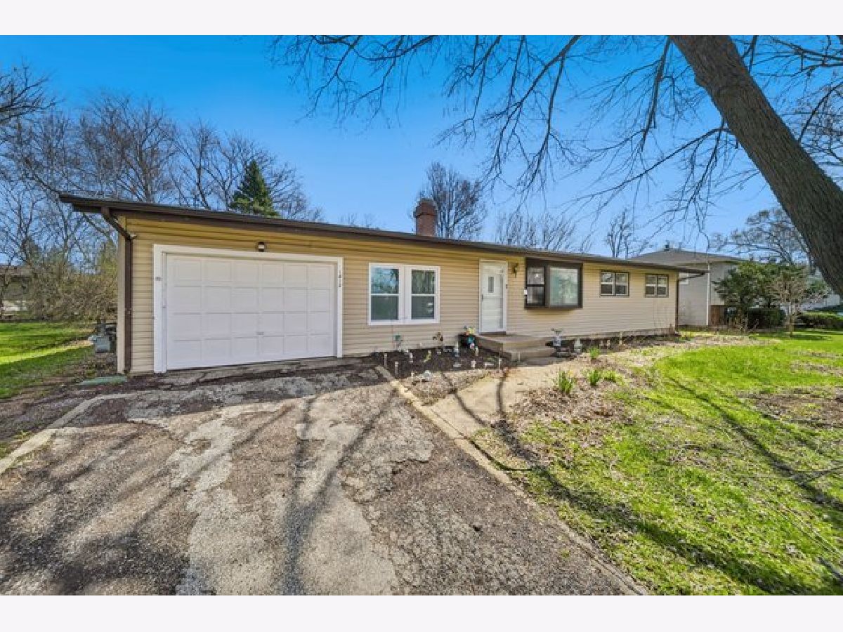  For Sale Mchenry Illinois, 1412 Beach Road