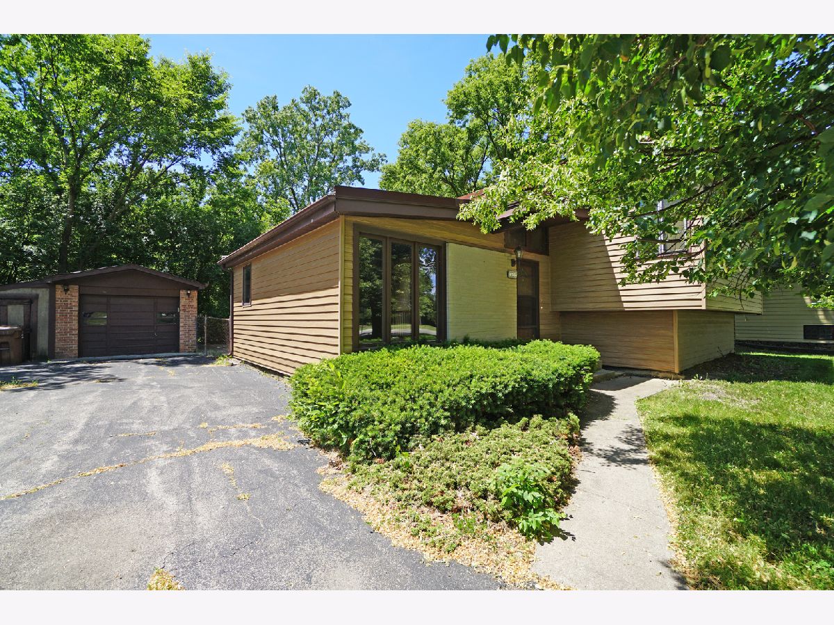  For Sale Glendale Heights Illinois, 1512 Glen Ellyn Road