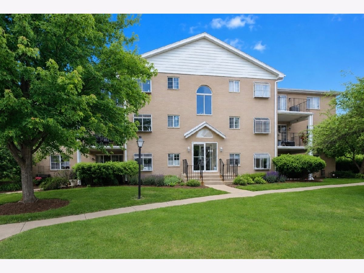  For Sale Carol Stream Illinois, 466 President Street