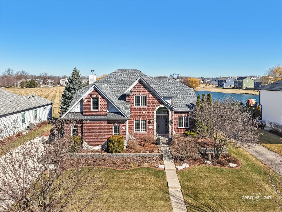  For Sale Elgin Illinois, 3534 Hidden Fawn Drive